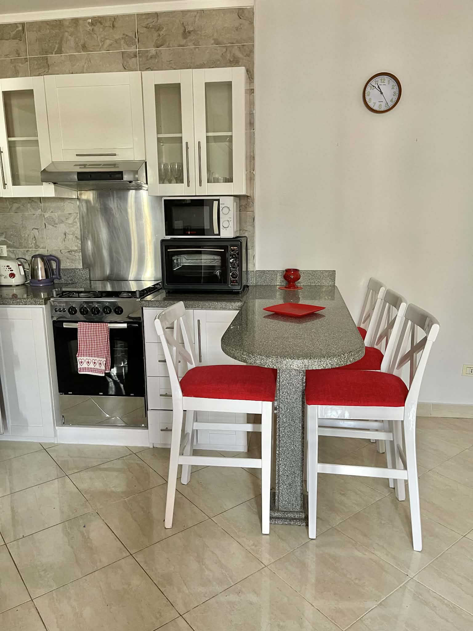 Kitchen 1
