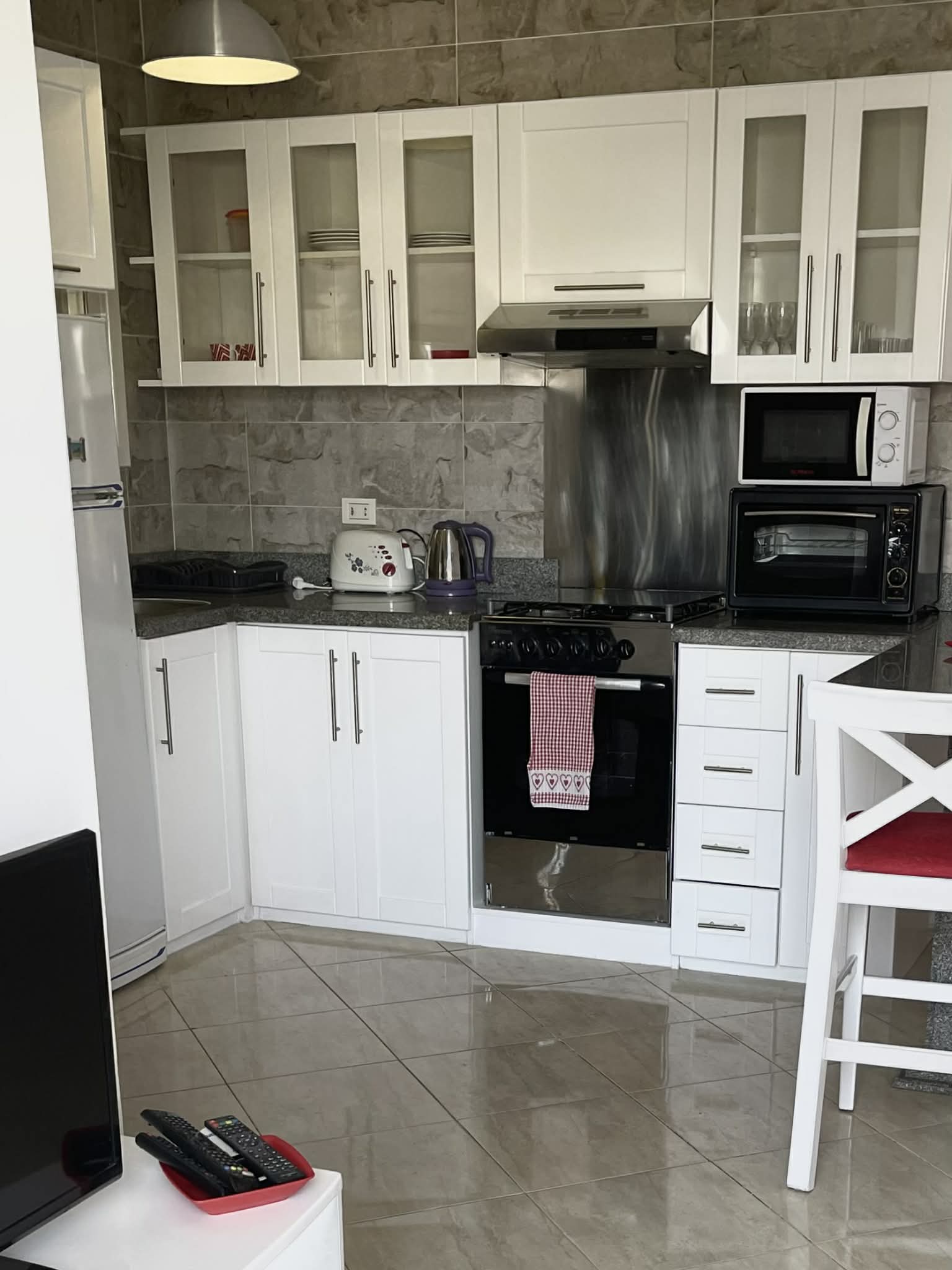 Kitchen 3